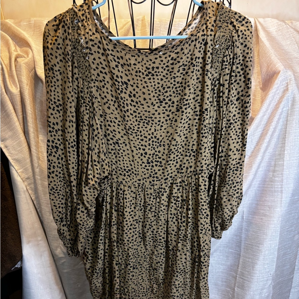 Umgee Animal Print Top in Black and Tan - Picture 5 of 6